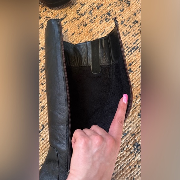 100% natural Leather Heeled Boots in black,used once - Picture 2 of 14